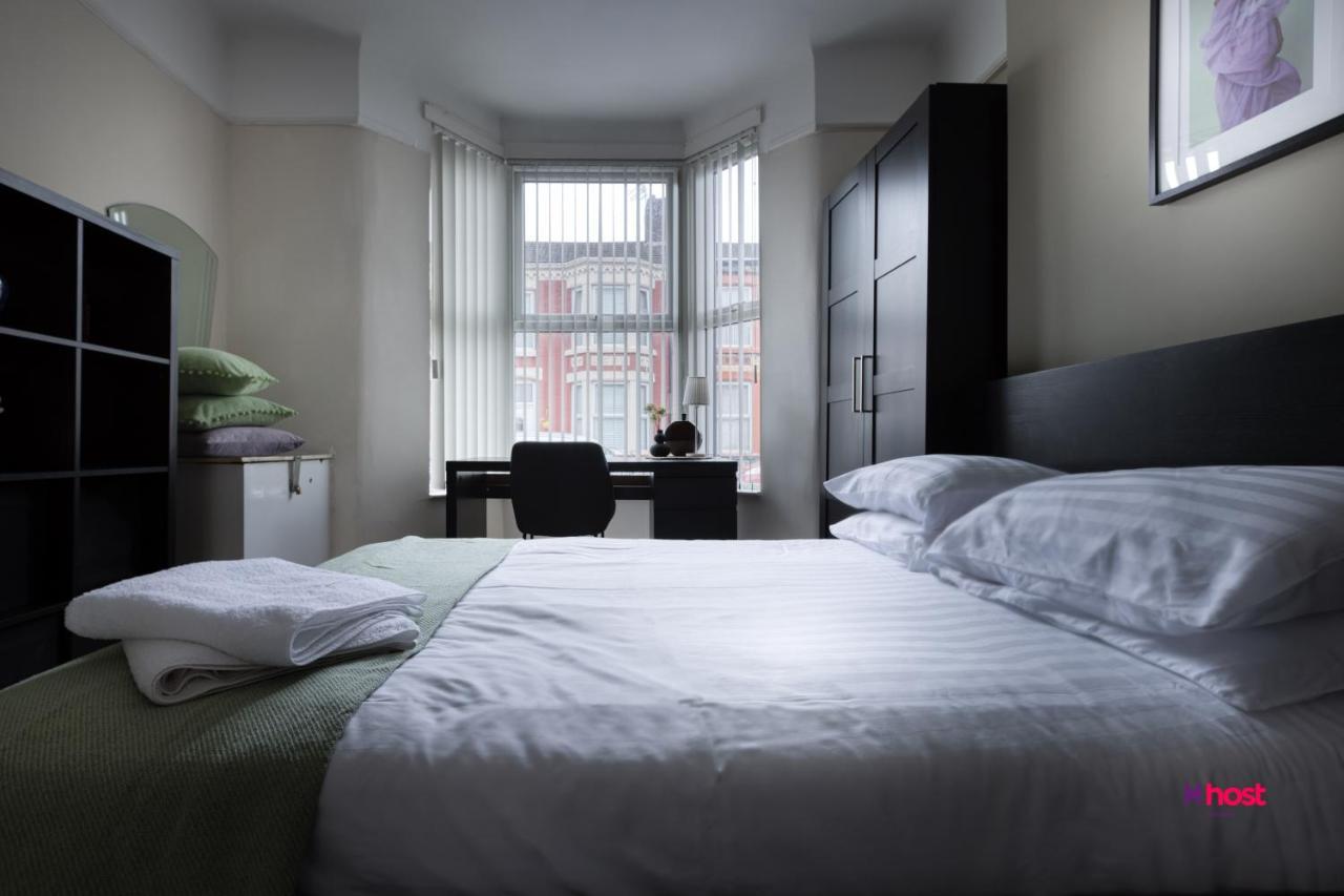 Host Liverpool - Artsy Stadium Suite, City Center & Garden Extérieur photo